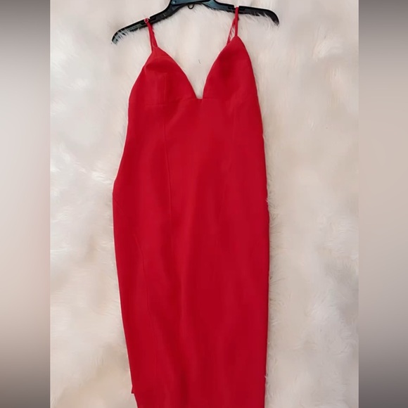 New H&M Corset Style Bodice Dress in Black. Also available in Red - Picture 5 of 5